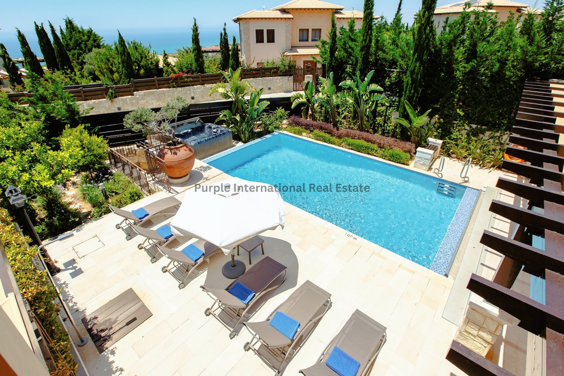 Вилла с 3 спальнями в Aphrodite Hills, Куклия, Пафос, Кипр № 7495