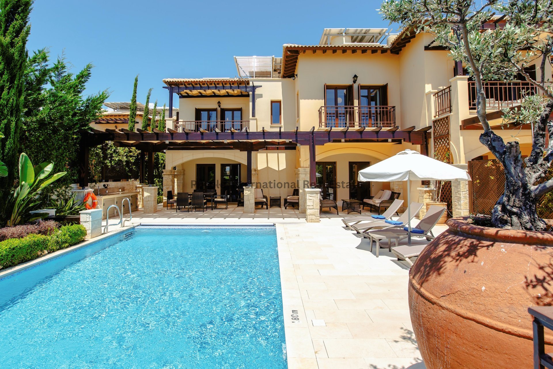 Вилла с 3 спальнями в Aphrodite Hills, Куклия, Пафос, Кипр № 7495