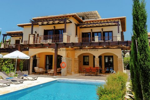 3 bedrooms Villa in Aphrodite Hills, Kouklia, Paphos, Cyprus No. 7499