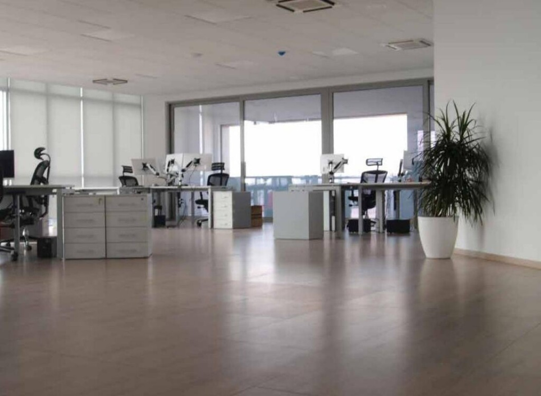 4175m2 Local comercial en Limassol, Chipre No. 38899
