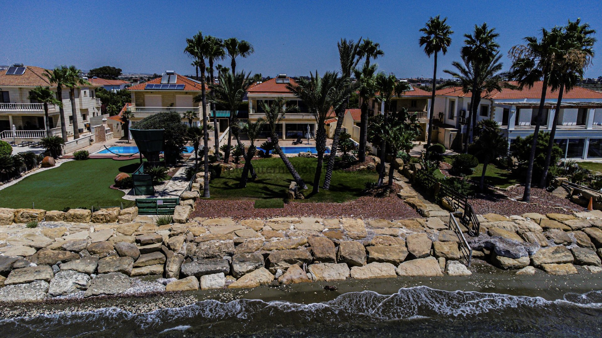 4 bedrooms Villa in Kiti, Larnaka, Cyprus No. 8005