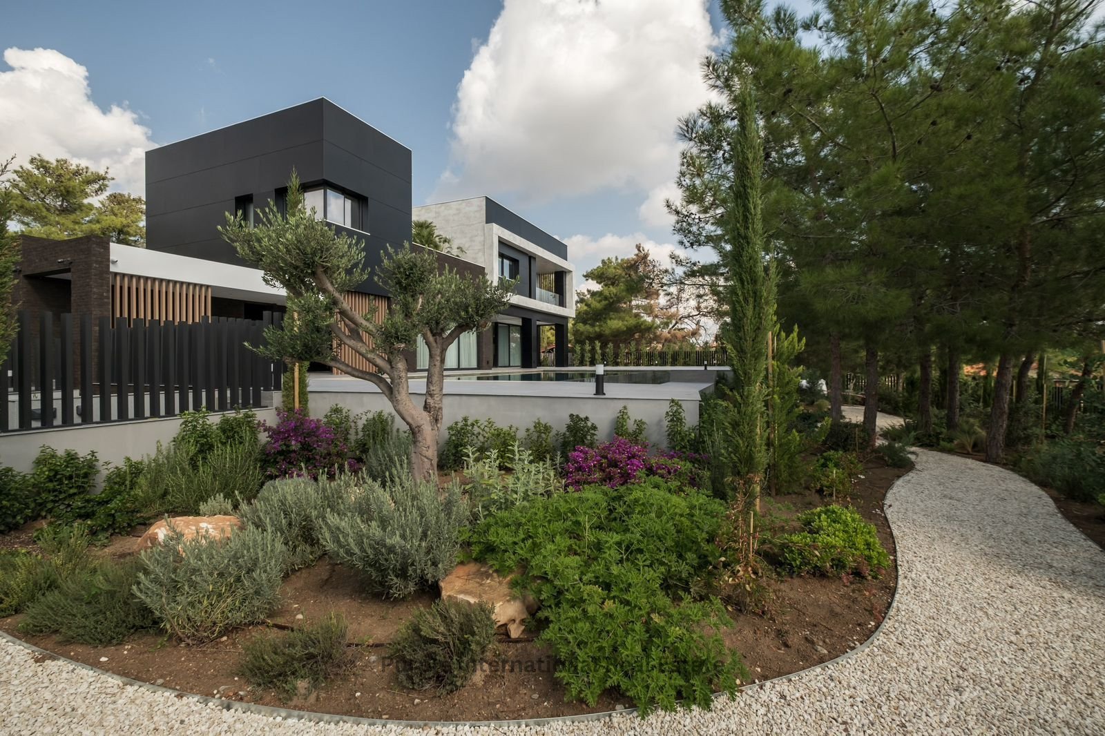 Вилла с 7 спальнями в Суни-Занакья, Лимасол, Кипр № 35927