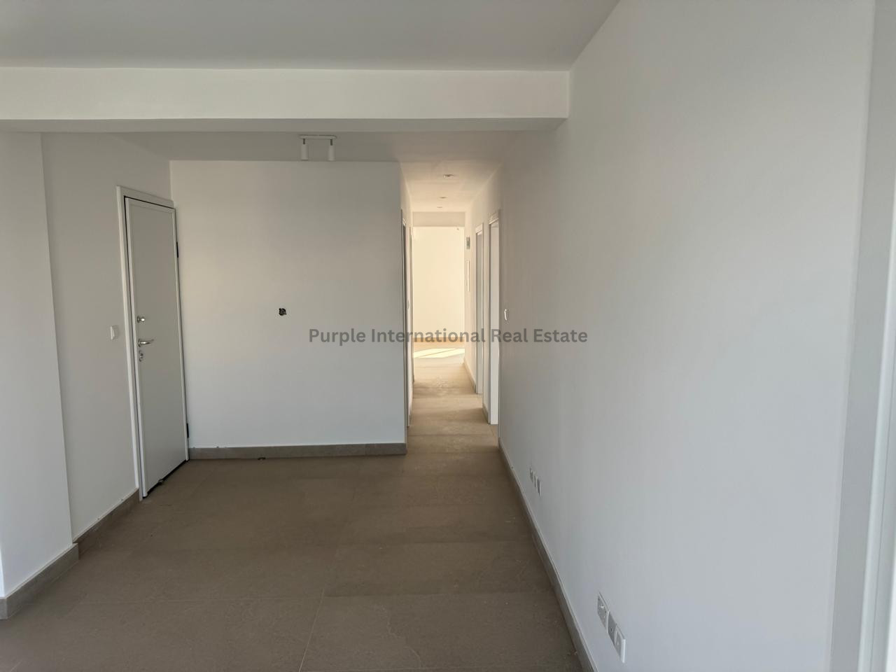 3 bedrooms Apartment in Larnaca, Larnaka, Cyprus No. 58533
