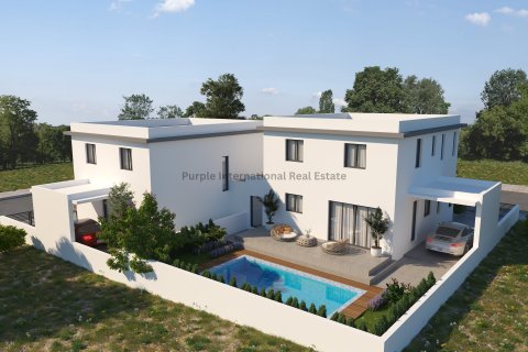 4 bedrooms Villa in Oroklini, Larnaka, Cyprus No. 52413