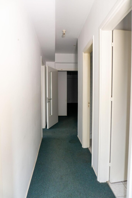 331m2 Local comercial en Nicosia, Chipre No. 37966
