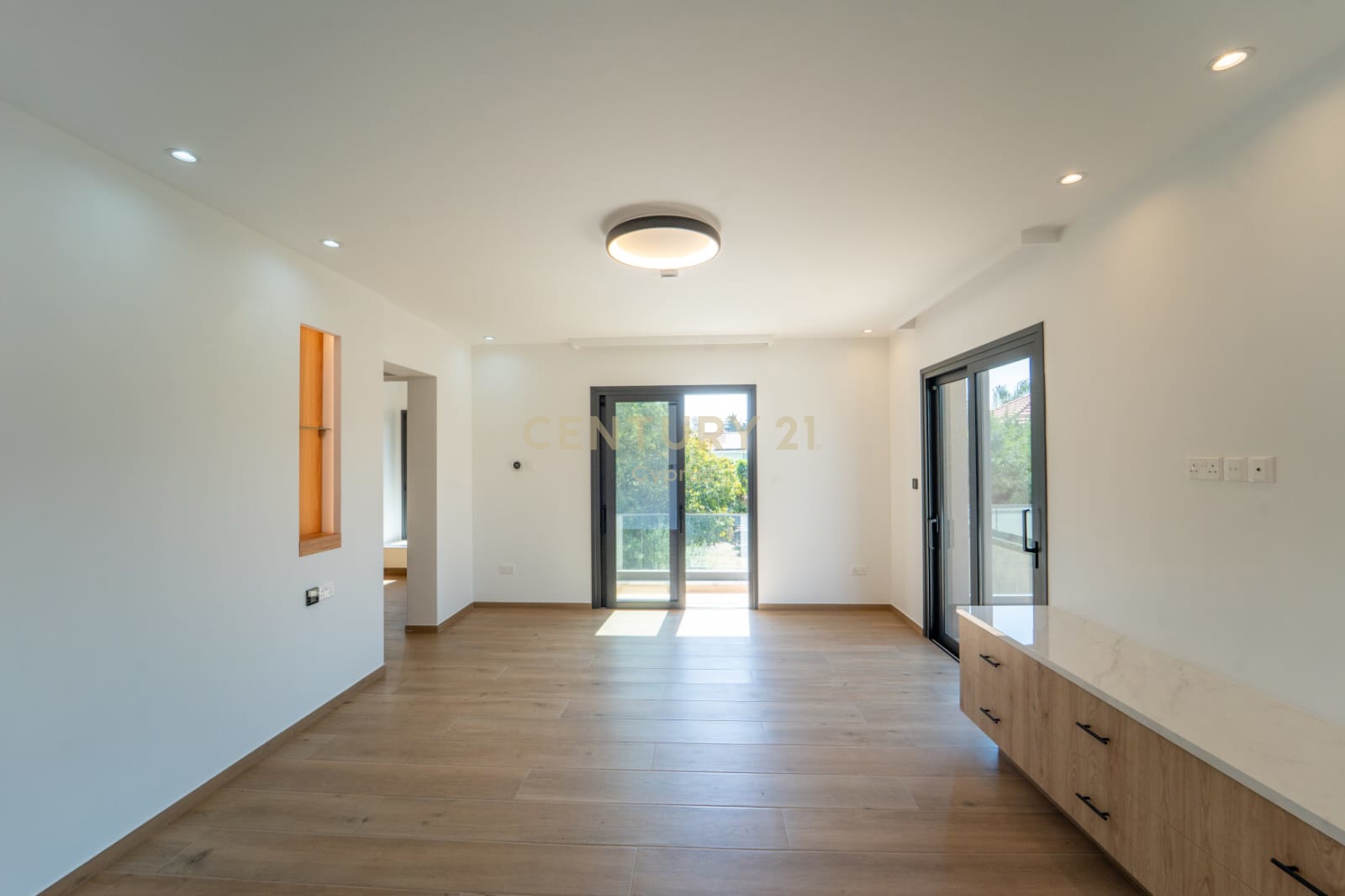 3 bedrooms Villa in Germasogeia, Limassol, Cyprus No. 53523