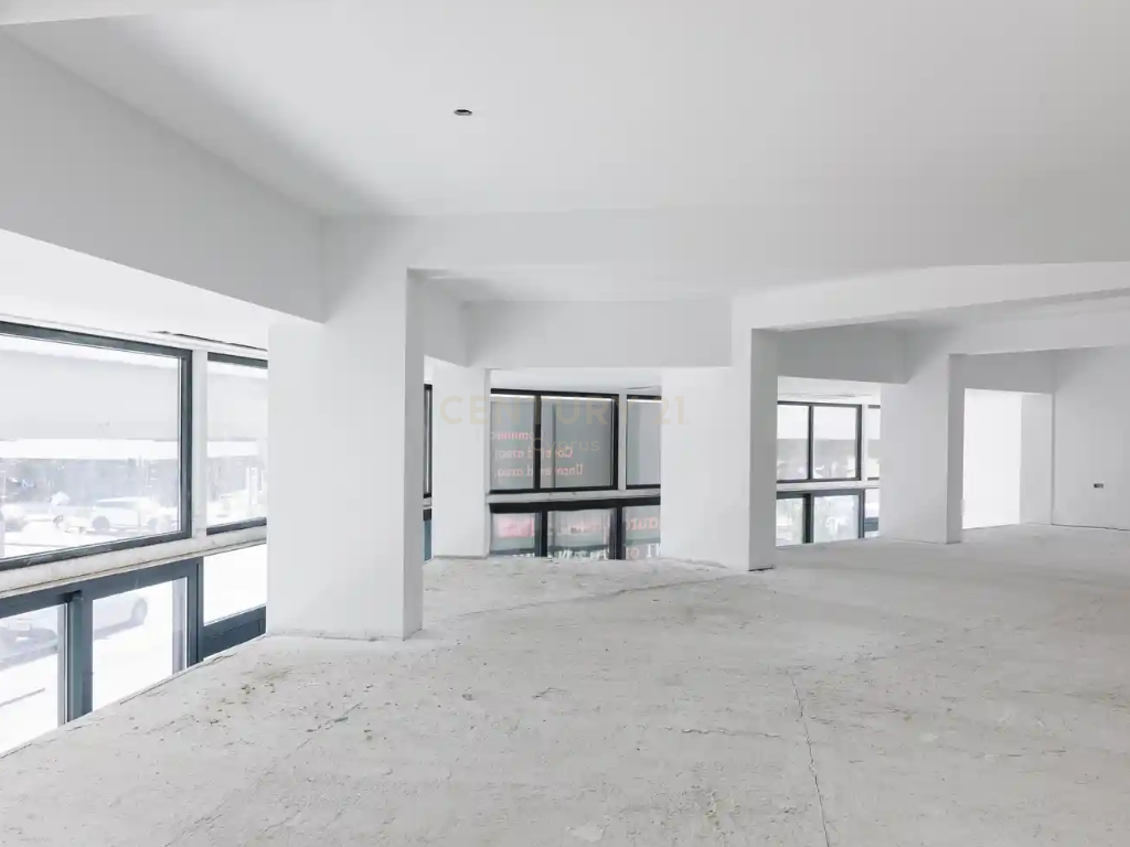 544m2 Boutique à Germasogeia, Limassol, Chypre No. 53952