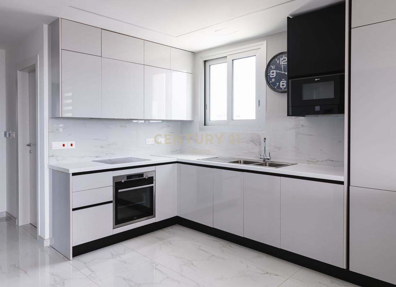 3 bedrooms Penthouse in Mesa Geitonia, Limassol, Cyprus No. 53957