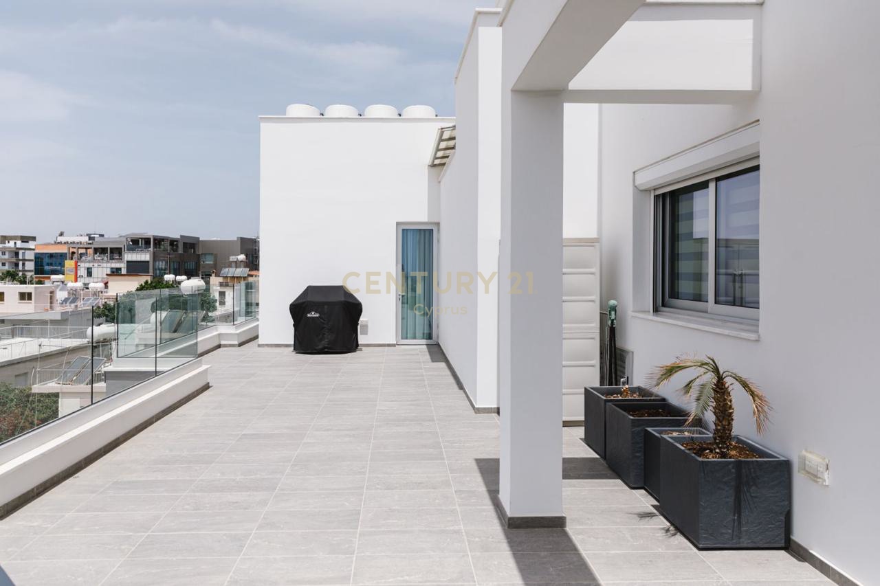 3 bedrooms Penthouse in Mesa Geitonia, Limassol, Cyprus No. 53957