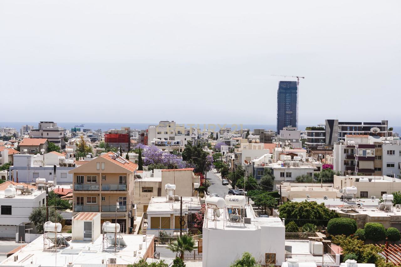 3 bedrooms Penthouse in Mesa Geitonia, Limassol, Cyprus No. 53957