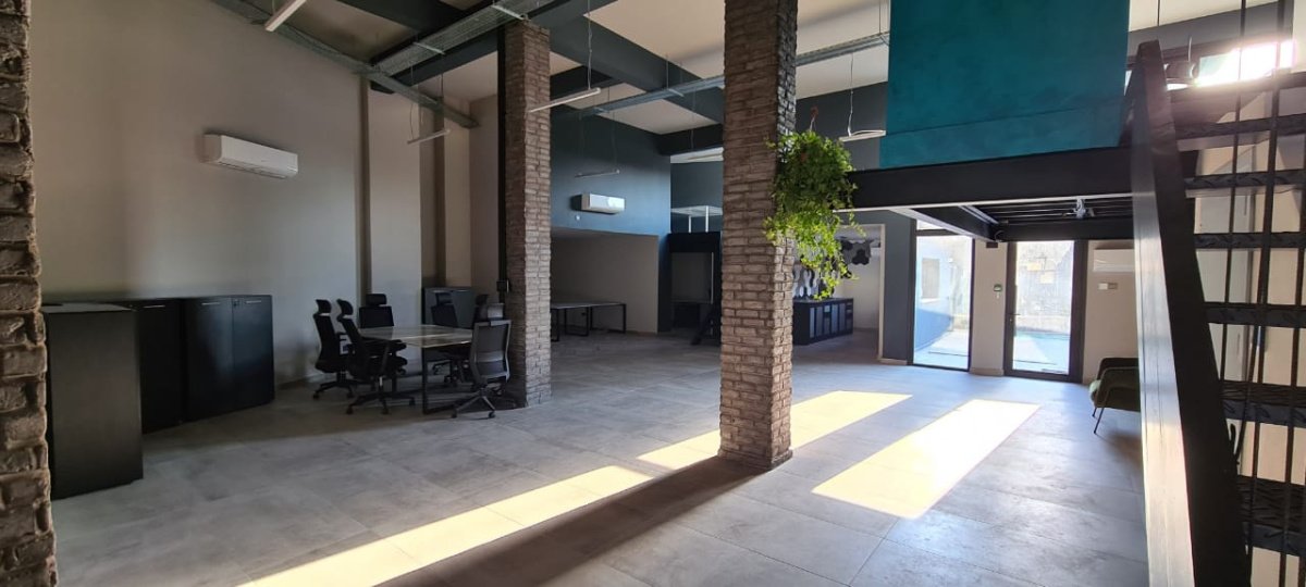 1067m2 Commercial property in Nicosia, Cyprus No. 38628