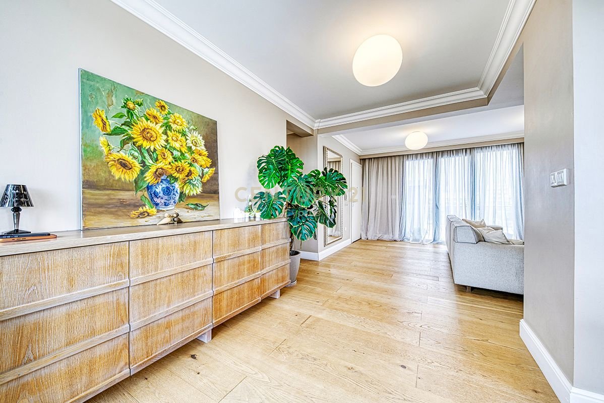 3 bedrooms Penthouse in Limassol, Cyprus No. 53735