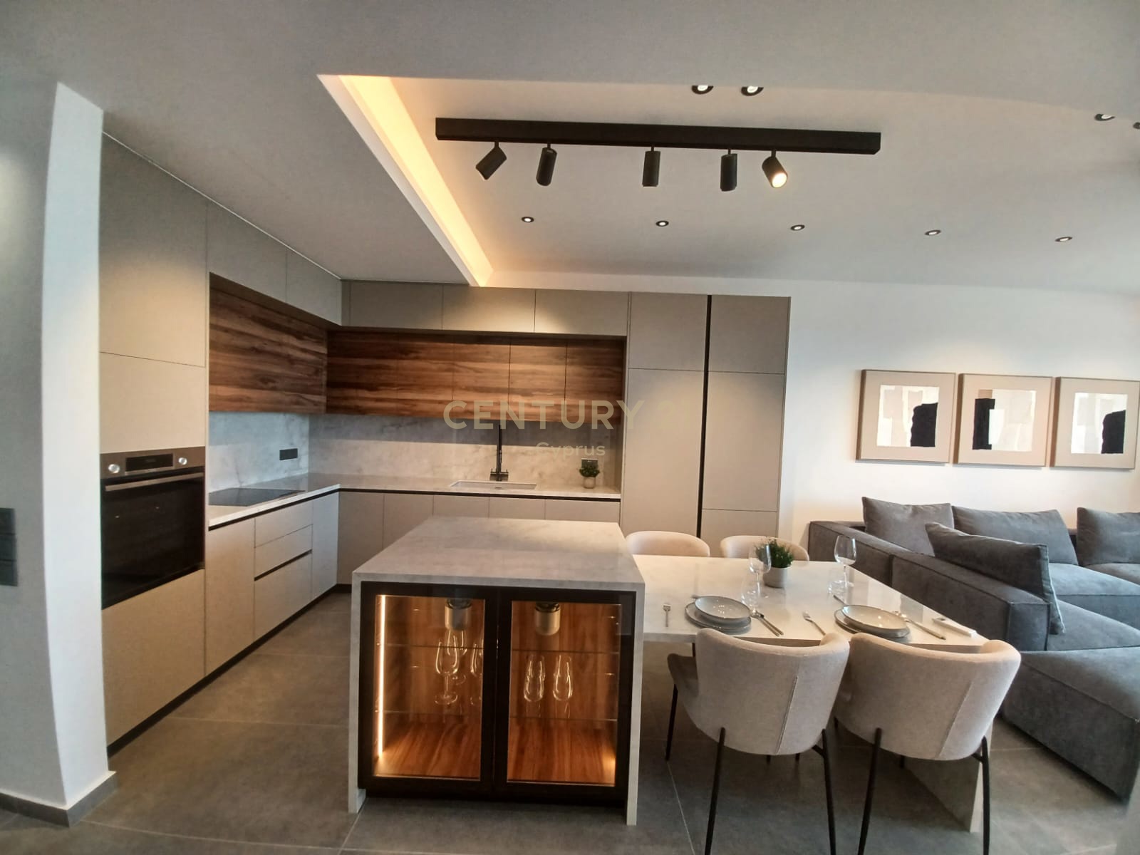 2 bedrooms Apartment in Agios Athanasios, Limassol, Cyprus No. 53734