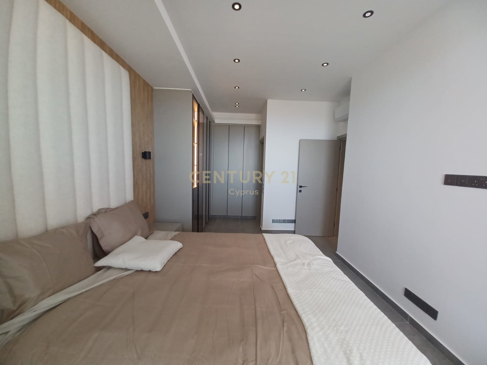 2 bedrooms Apartment in Agios Athanasios, Limassol, Cyprus No. 53734