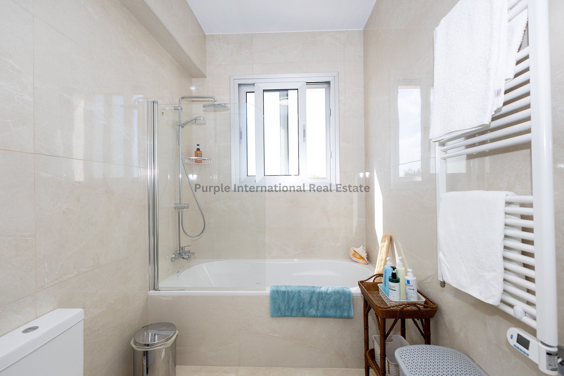 6 bedrooms Villa in Frenaros, Ammochostos, Cyprus No. 54628