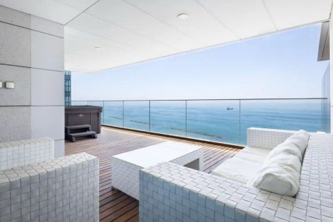3 bedrooms Apartment in Limassol, Cyprus No. 48617