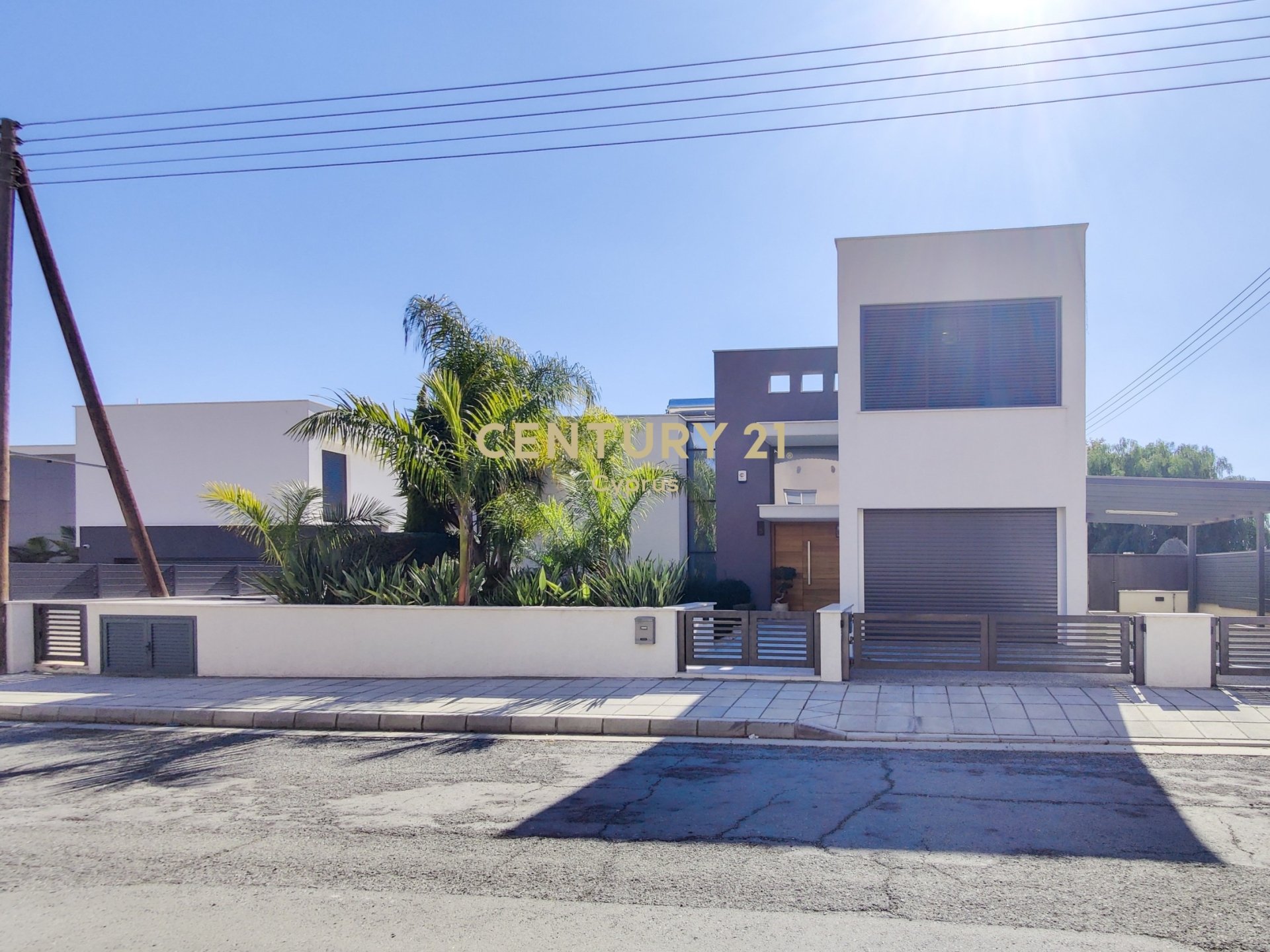 5 bedrooms Villa in Agios Athanasios, Limassol, Cyprus No. 55865
