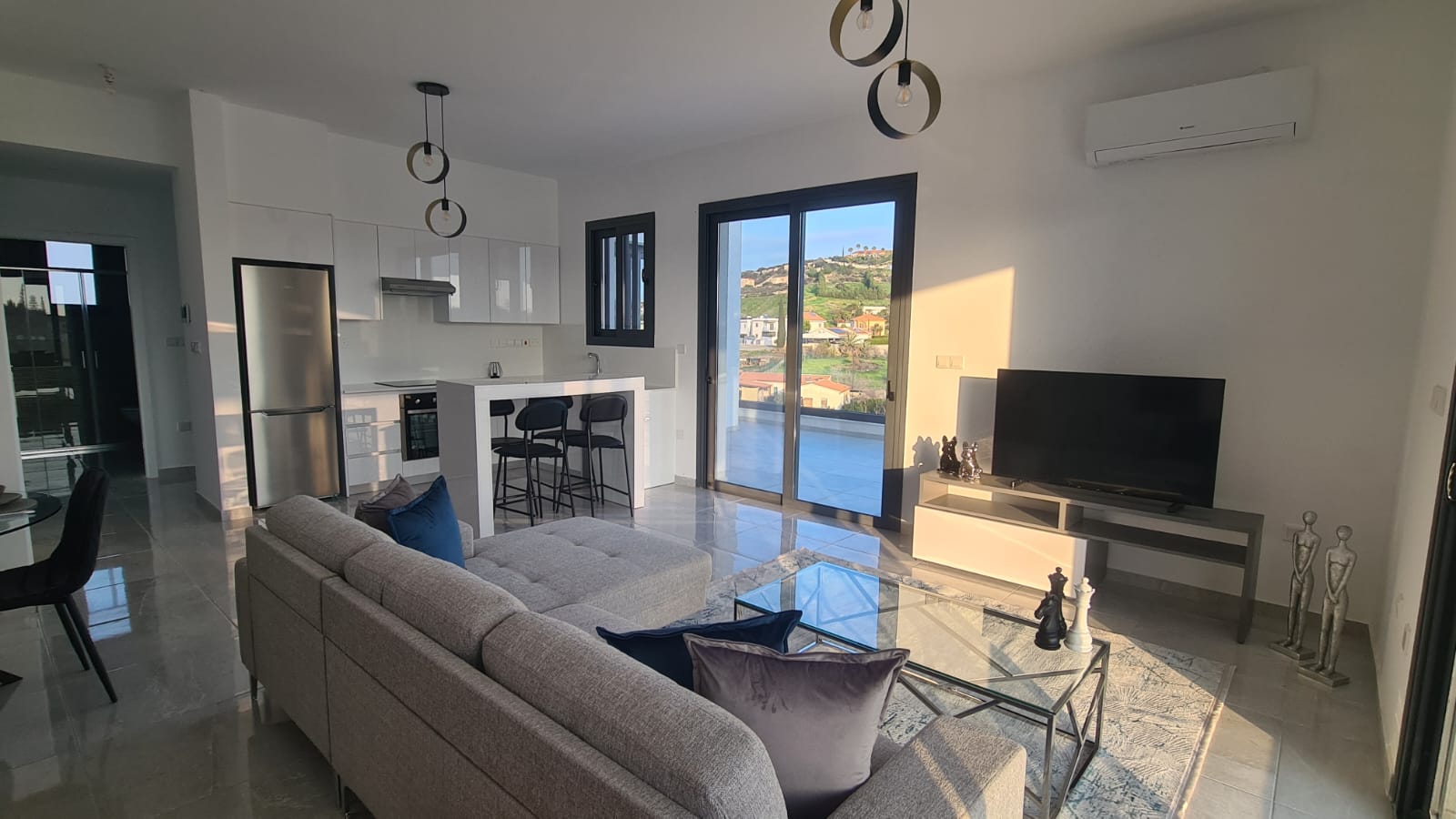 3 bedrooms Penthouse in Parekklisia, Limassol, Cyprus No. 36132
