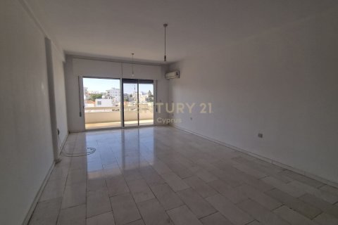 Квартира с 3 спальнями в Агиос Иоаннис, Лимассол, Лимасол, Кипр № 55854