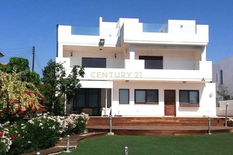 4 chambres Villa à Zygi, Larnaka, Chypre No. 55857