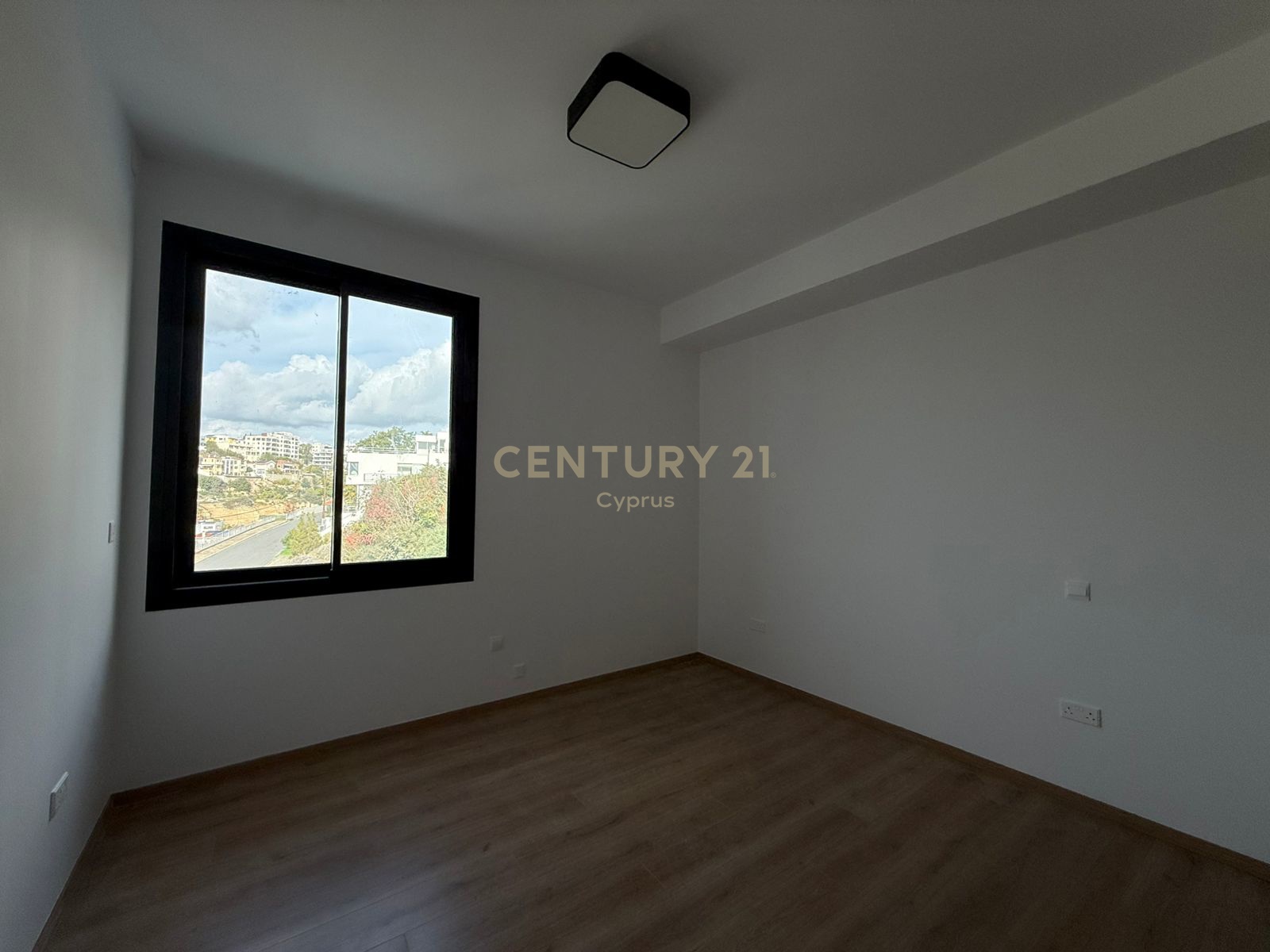 3 bedrooms Penthouse in Limassol, Cyprus No. 56046