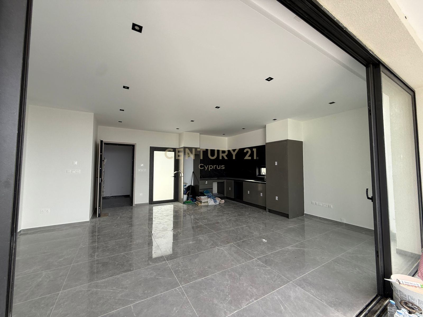 3 bedrooms Penthouse in Limassol, Cyprus No. 56046