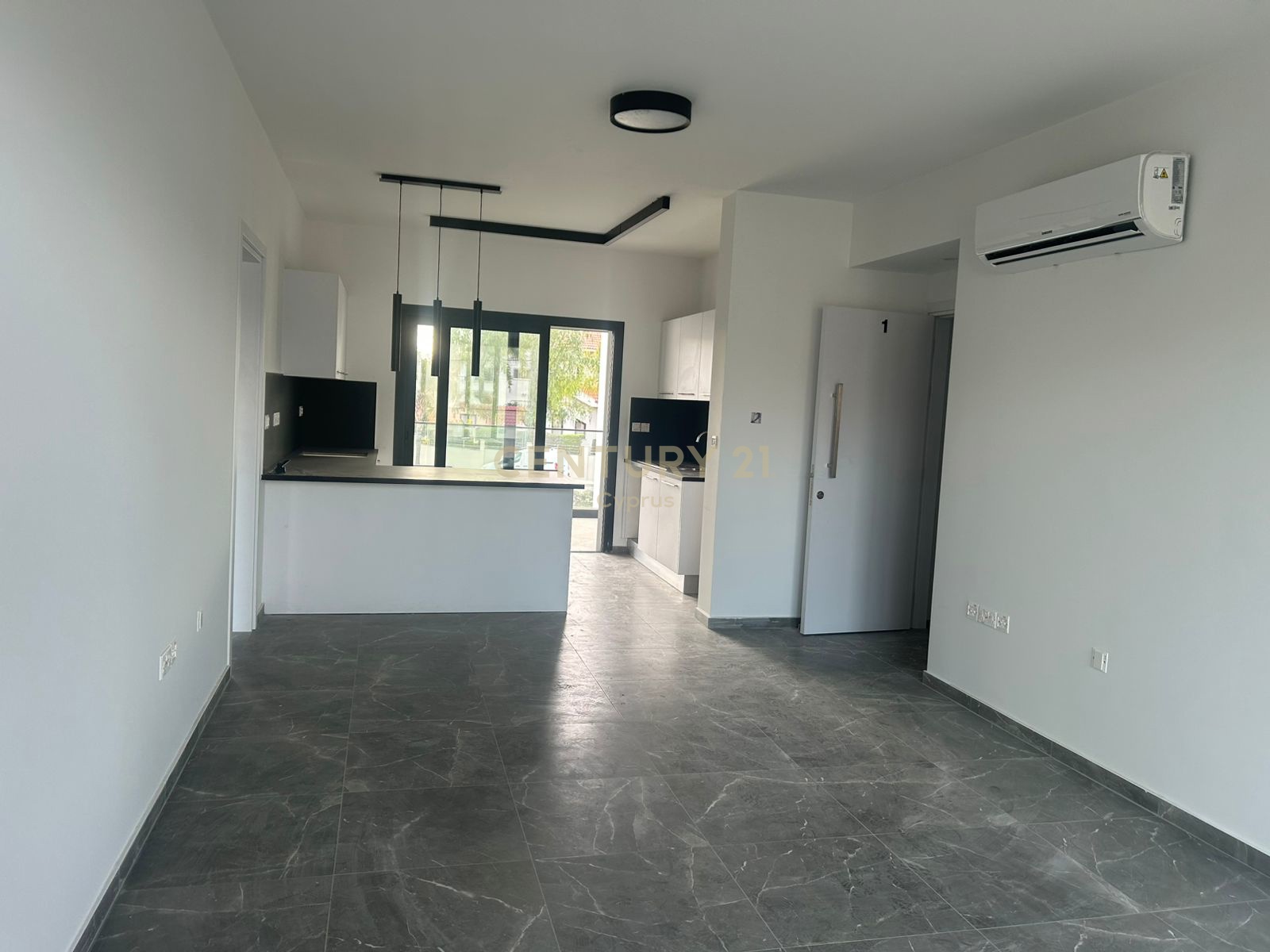 2 dormitorios Apartamento en Agios Athanasios, Limassol, Chipre No. 53595