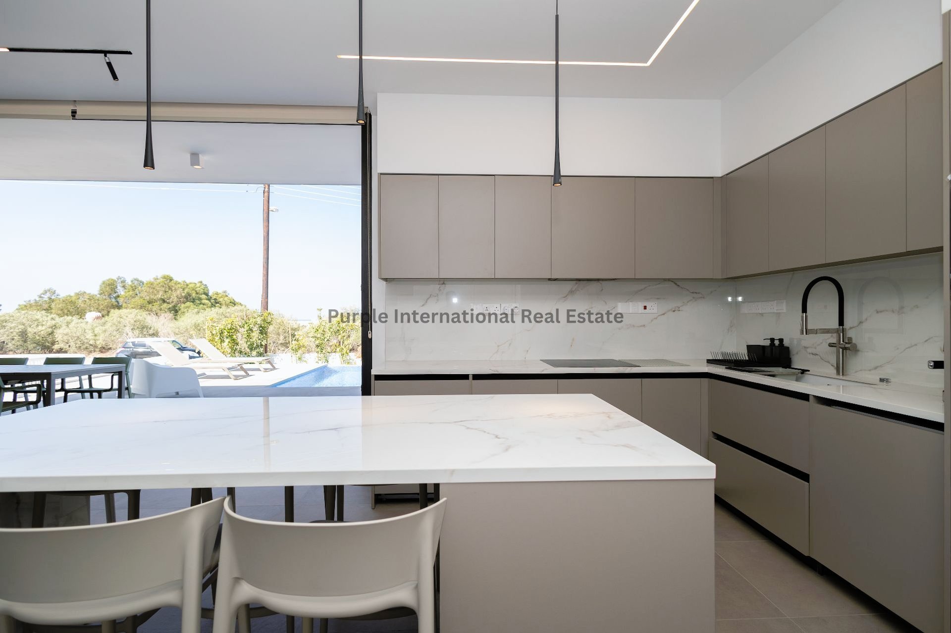 4 bedrooms Villa in Protaras, Ammochostos, Cyprus No. 35278