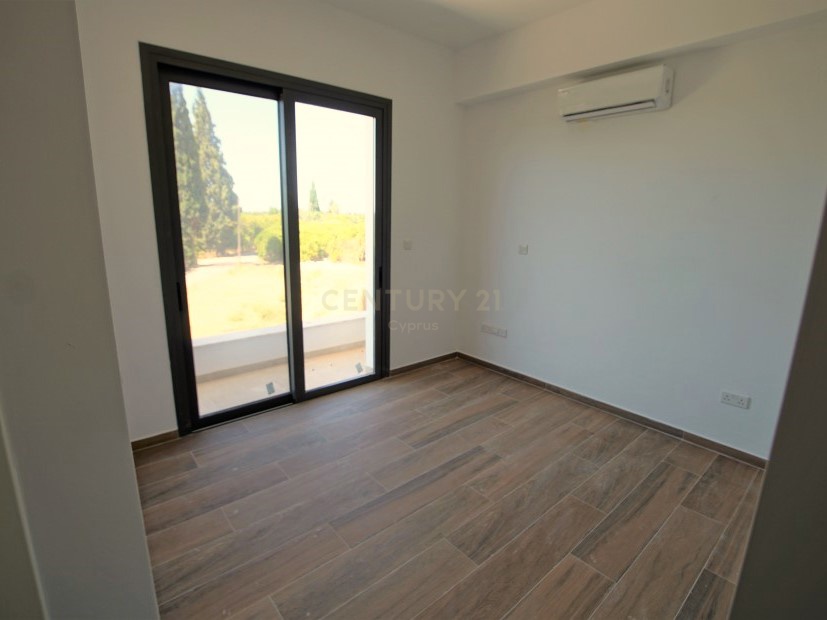 3 bedrooms Villa in Trachoni, Limassol, Cyprus No. 34111