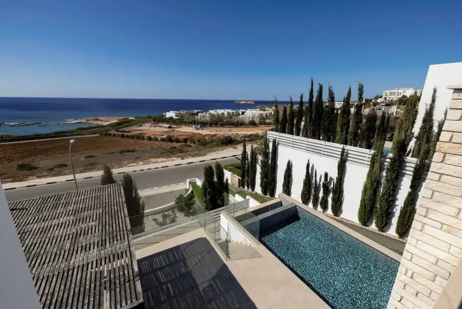 5 bedrooms Villa in Paphos, Cyprus No. 37884