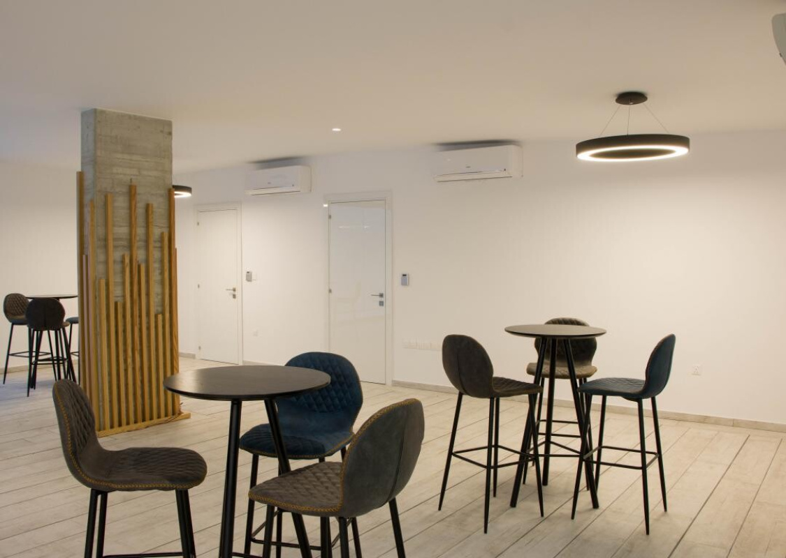 18 habitaciones Apartamento en Limassol, Chipre No. 38959