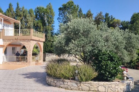 3 bedrooms Villa in Anglisides, Larnaka, Cyprus No. 54812