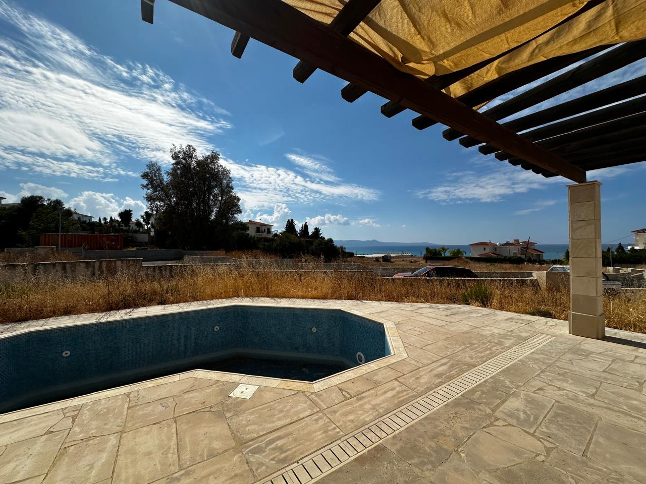 3 bedrooms Bungalow in Argaka, Paphos, Cyprus No. 35740