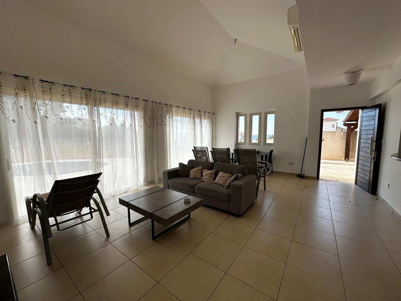 3 bedrooms Bungalow in Argaka, Paphos, Cyprus No. 35740