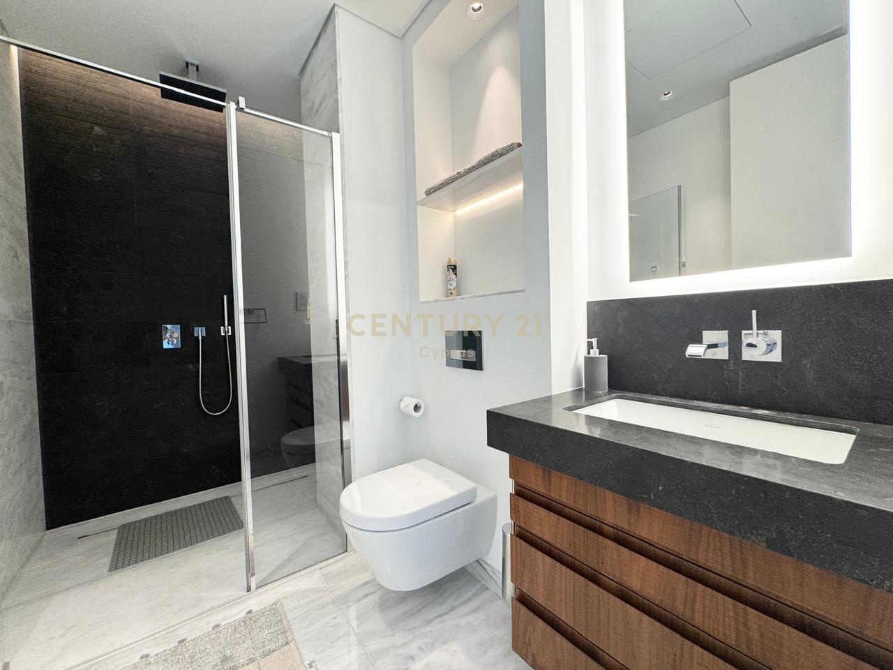 3 chambres Appartement à Limassol, Chypre No. 56001