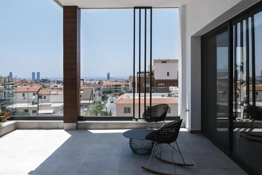 4 bedrooms Penthouse in Agios Athanasios, Limassol, Cyprus No. 39304