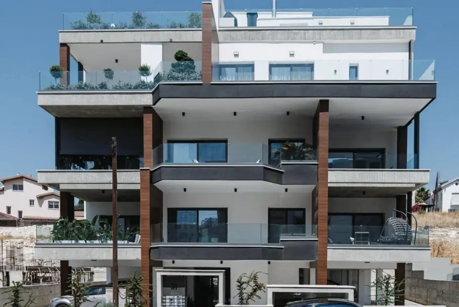 4 bedrooms Penthouse in Agios Athanasios, Limassol, Cyprus No. 39304