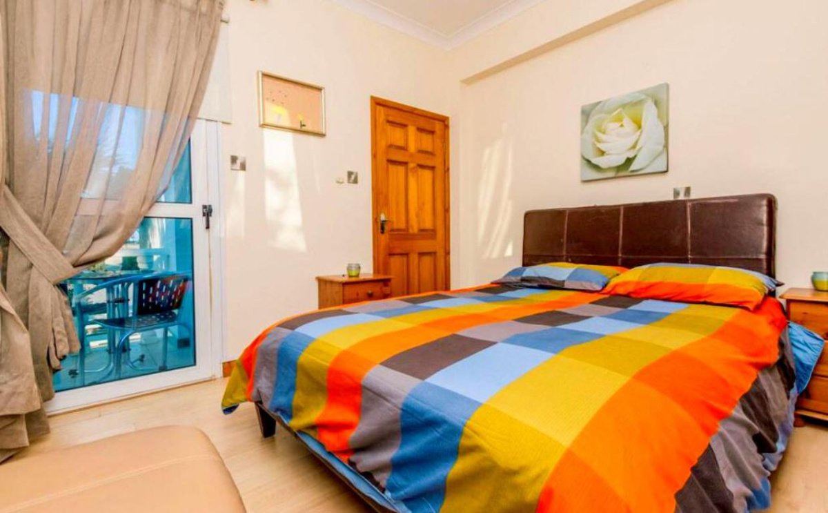 4 bedrooms Villa in Larnaca, Larnaka, Cyprus No. 38394