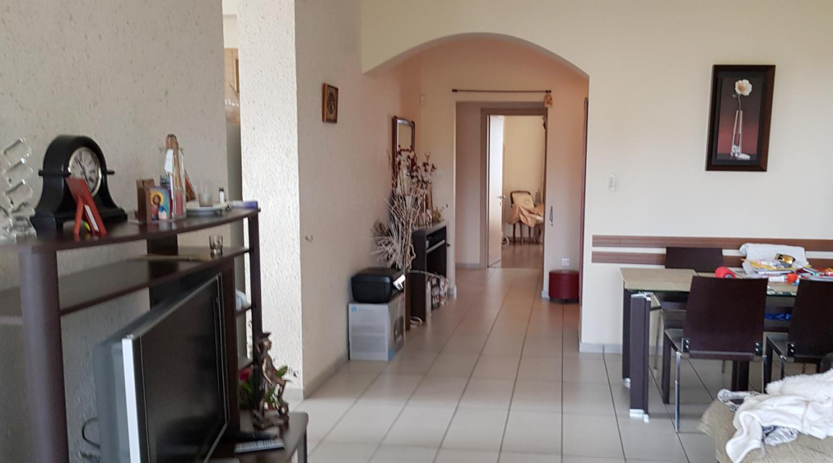 3 bedrooms Apartment in Nicosia, Cyprus No. 38390