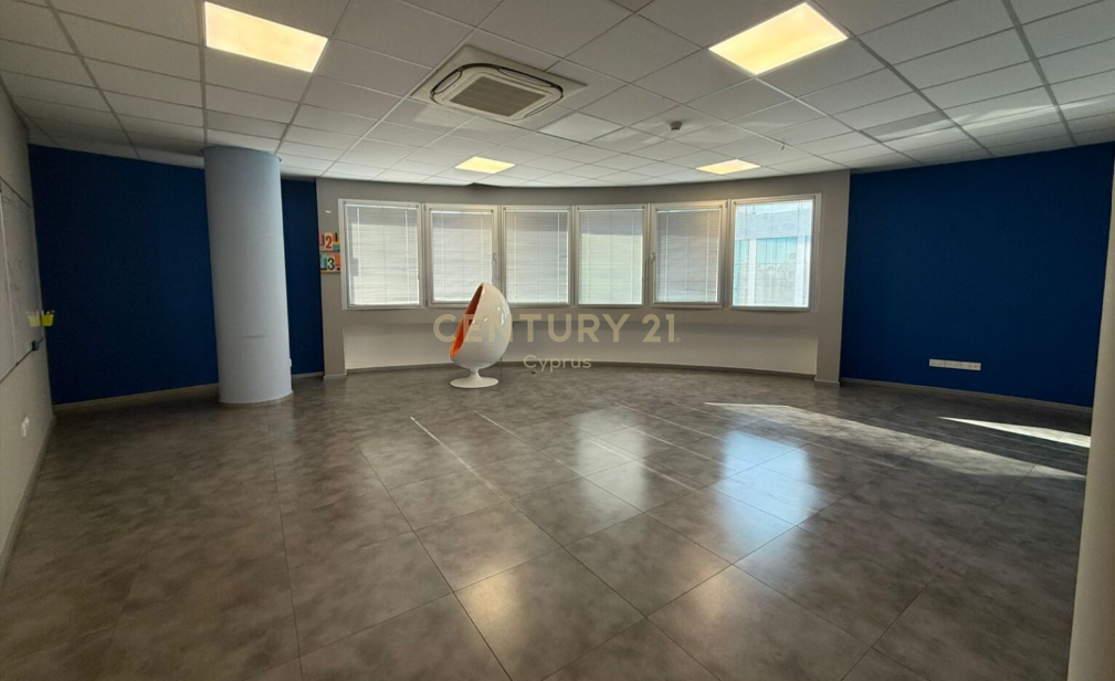 435m2 Oficina en Mesa Geitonia, Limassol, Chipre No. 54283