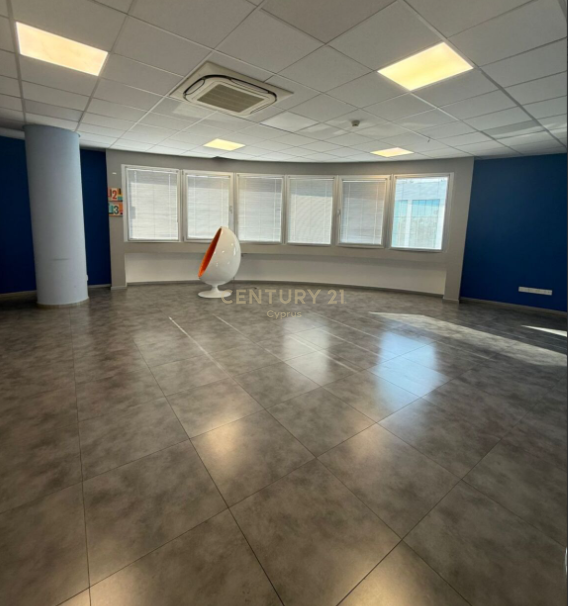 435m2 Oficina en Mesa Geitonia, Limassol, Chipre No. 54283
