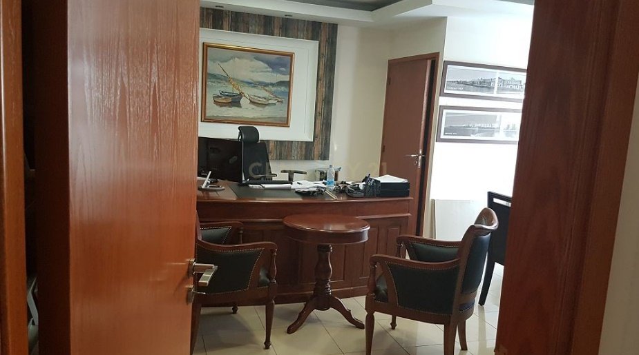175m2 Oficina en Limassol, Chipre No. 54281