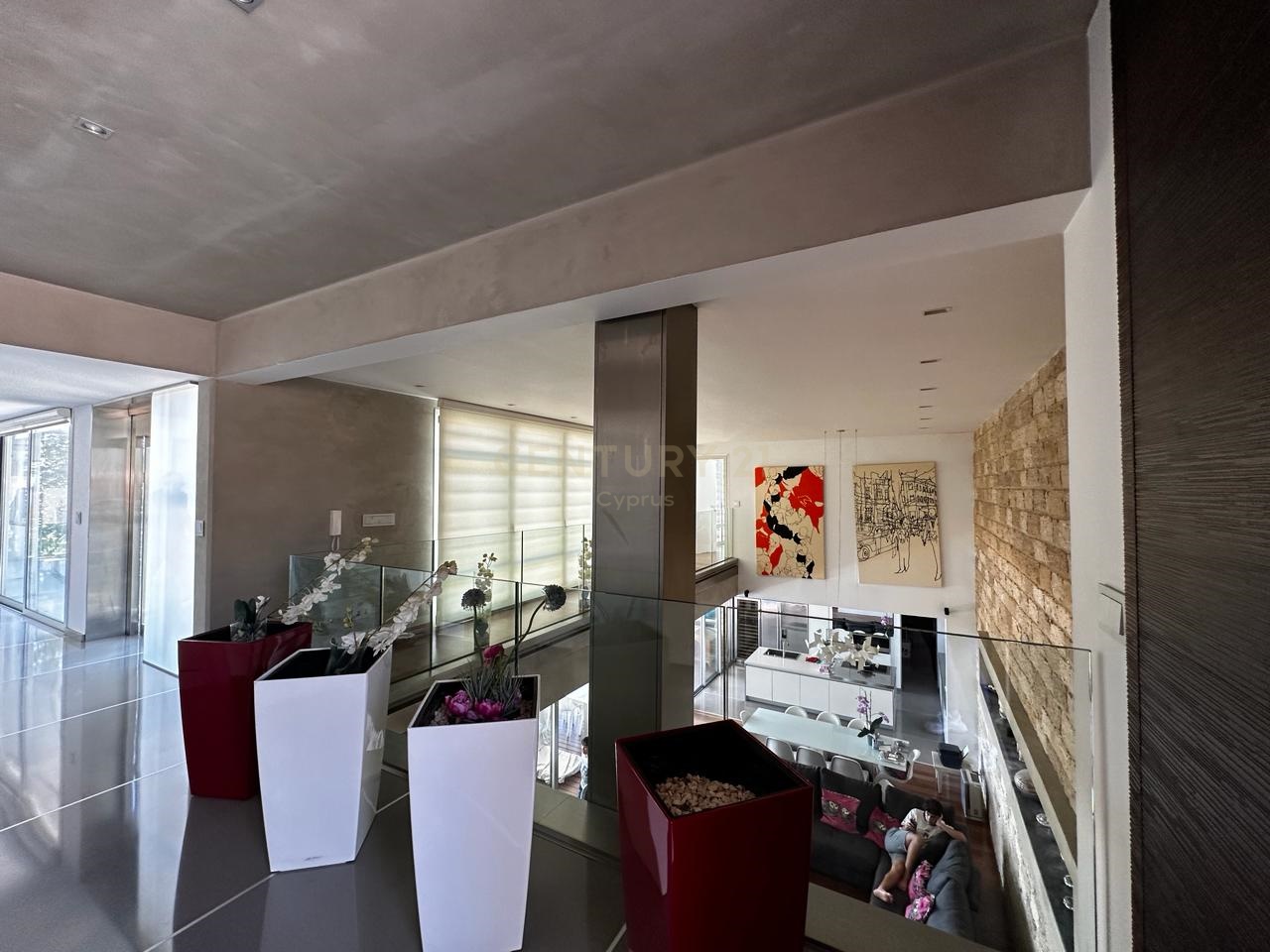 5 bedrooms Villa in Limassol, Cyprus No. 27645