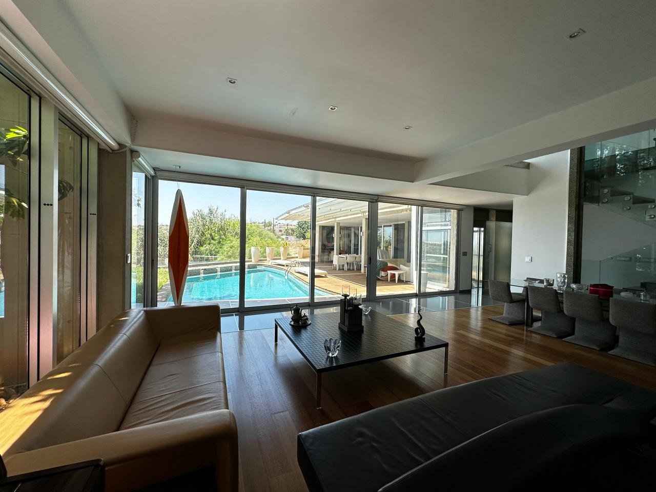 5 bedrooms Villa in Limassol, Cyprus No. 27645