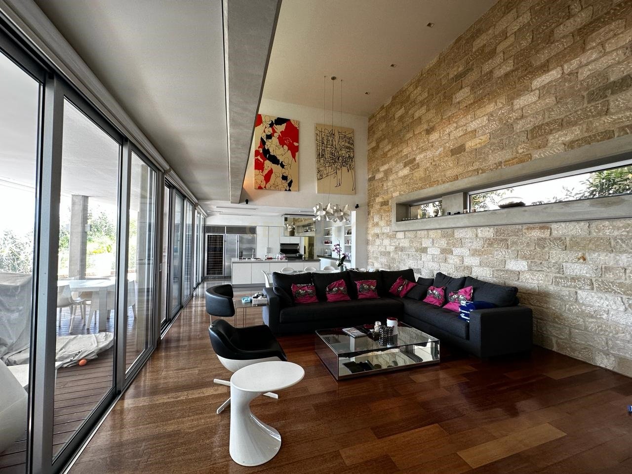 5 bedrooms Villa in Limassol, Cyprus No. 27645