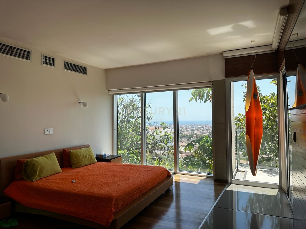 5 bedrooms Villa in Limassol, Cyprus No. 27645