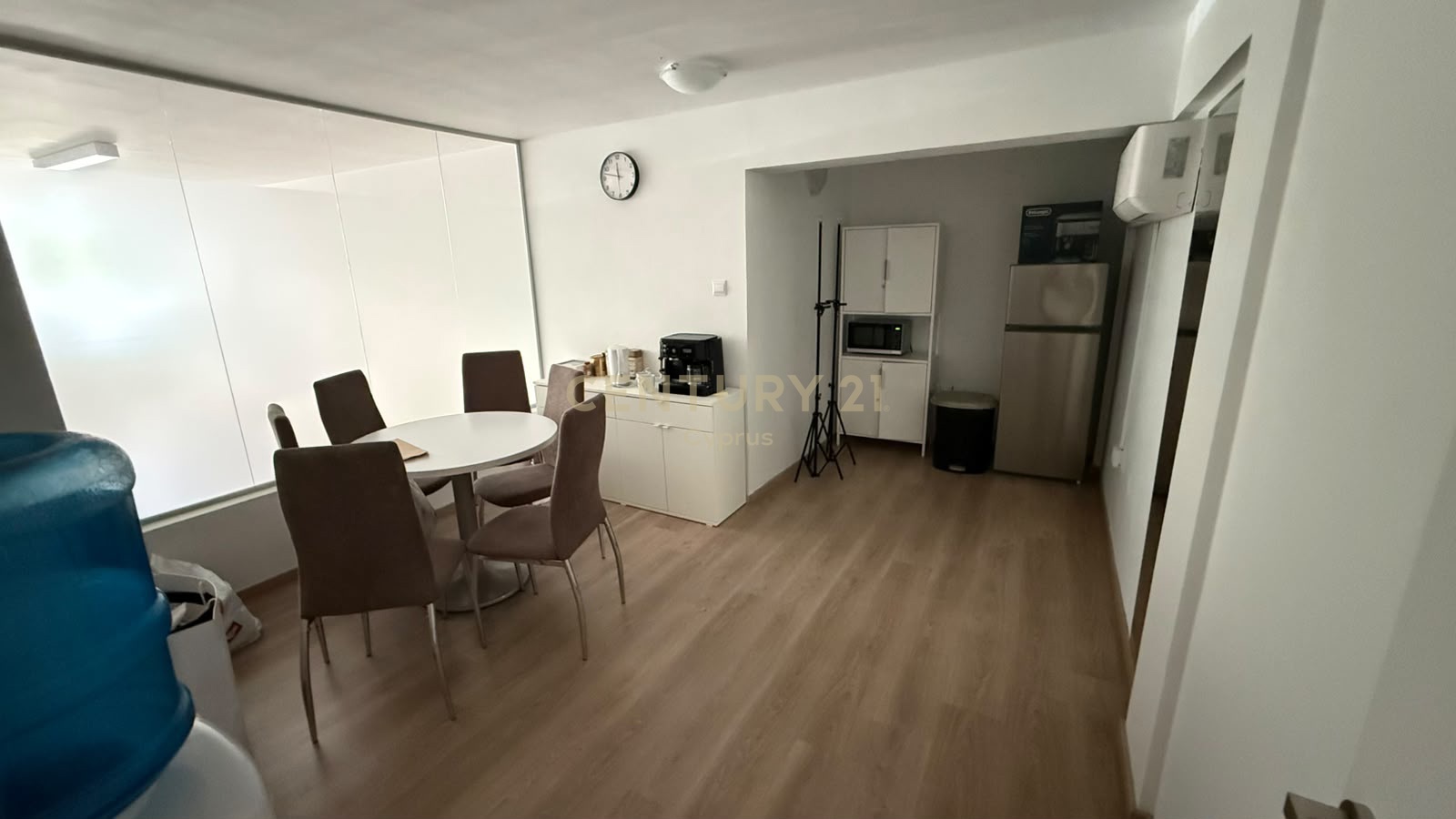85m2 Bureau à Limassol, Chypre No. 57416