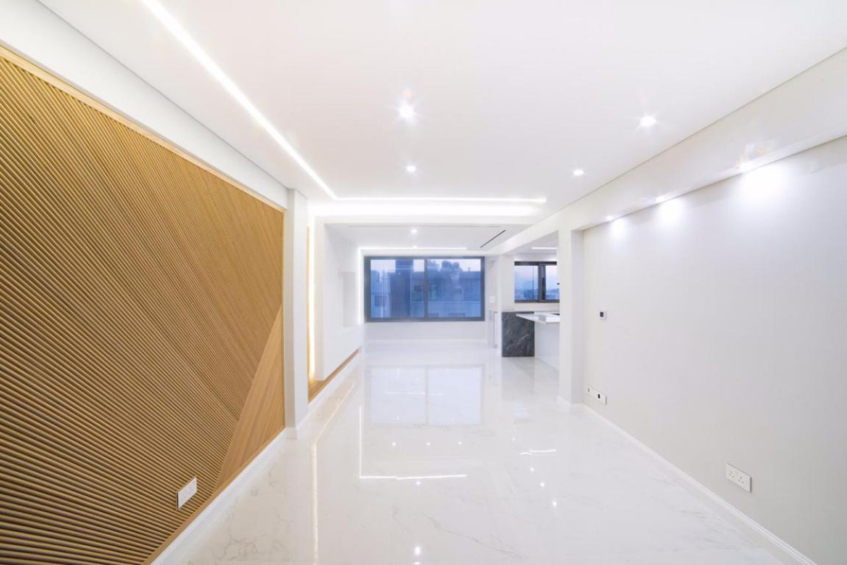 3 bedrooms Apartment in Limassol, Cyprus No. 38565