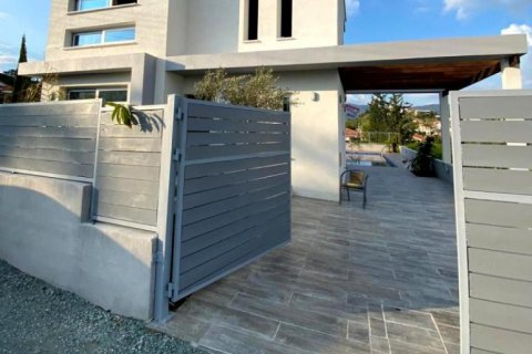 3 bedrooms Villa in Limassol, Cyprus No. 38559