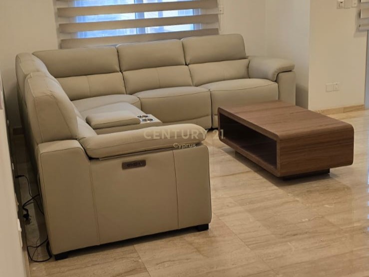 3 bedrooms Apartment in Limassol, Cyprus No. 55882
